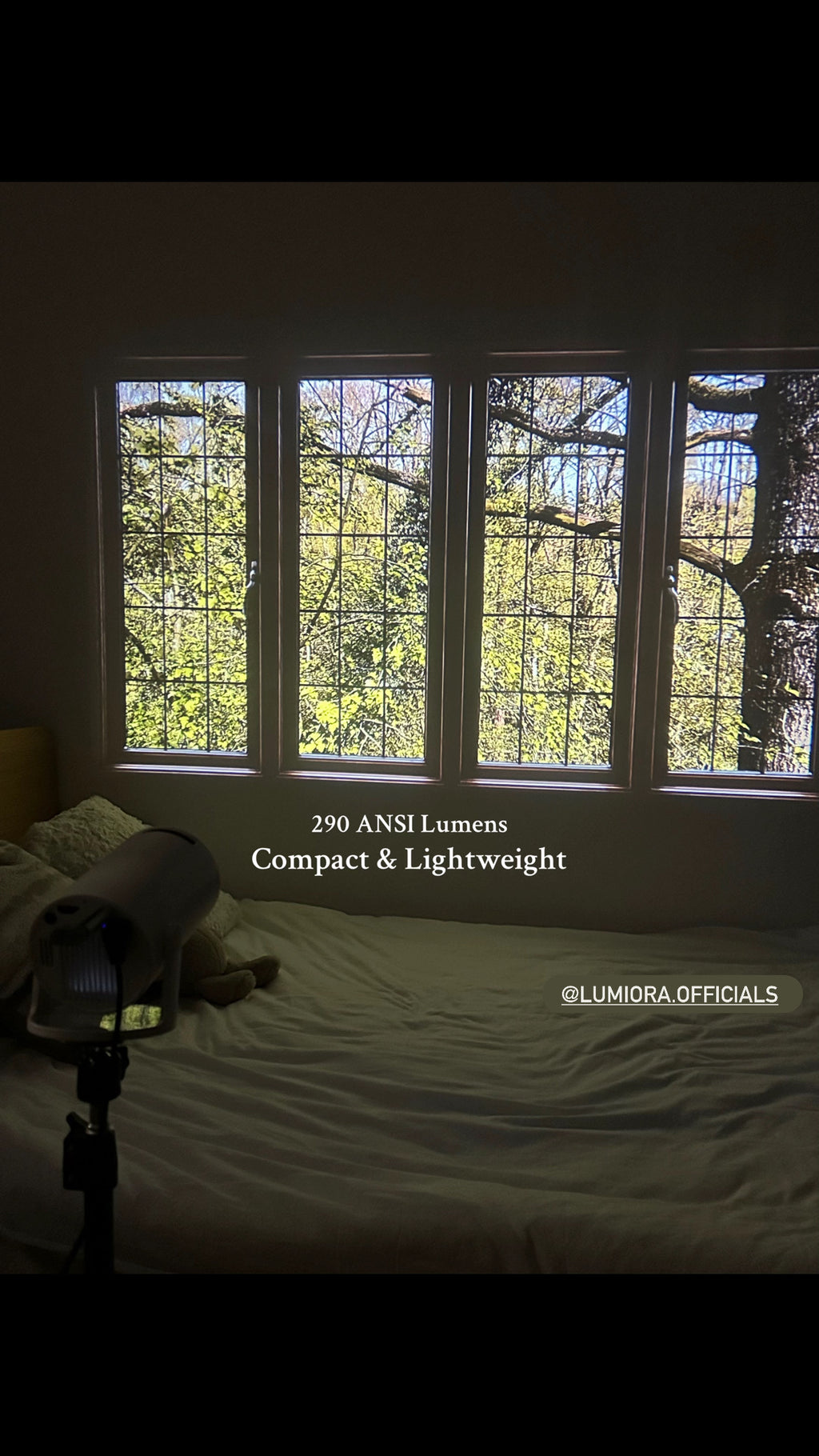 LUMIORA"Smart Mini Projector - Cinema at Home in Minutes